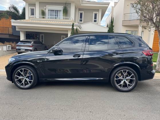 BMW X5 3.0 I6 TURBO HÍBRIDO XDRIVE45E M SPORT AUTOMÁTICO